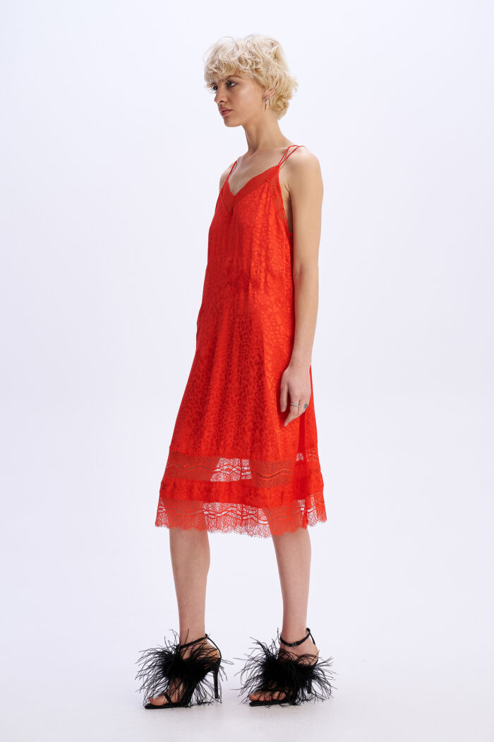 Κόκκινο Ανοιχτό Κοντό Silky Slip Φόρεμα EXOTIC SPIRIT Cloud 9 Anerio