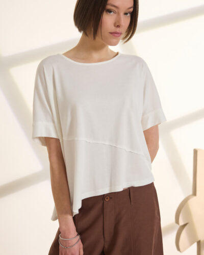 Namaste ARISELLE Μπλούζα jersey με στρογγυλή λαιμόκοψη και ασύμμετρο τελείωμα Anerio