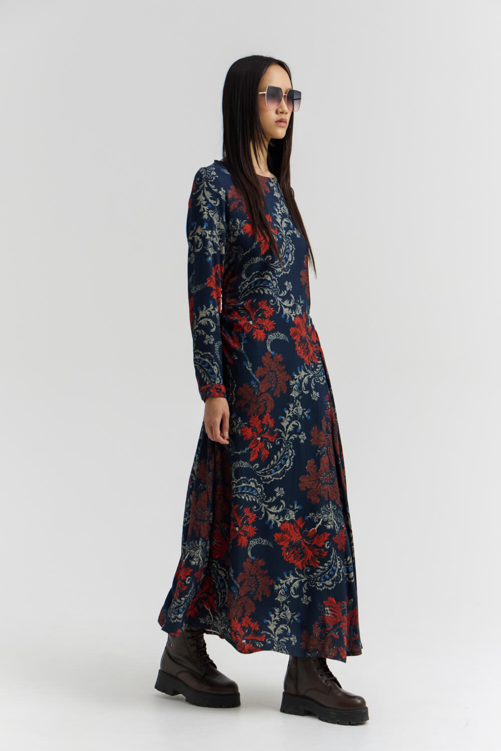 Namaste SHALOM Φόρεμα maxi floral με side ruching και ασύμμετρο draped effect - Image 2